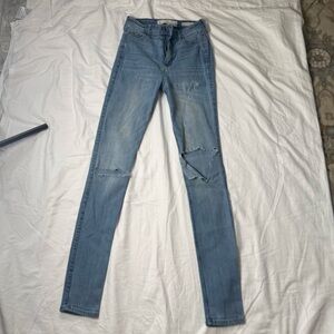 Size 0 Long Hollister blue high rise super skinny jeans
